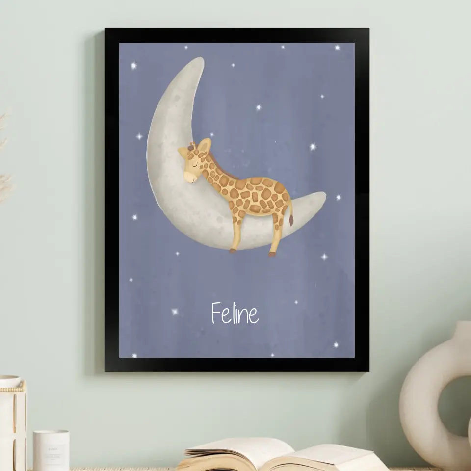 "Giraffe auf dem Halbmond" - Personalisiert
