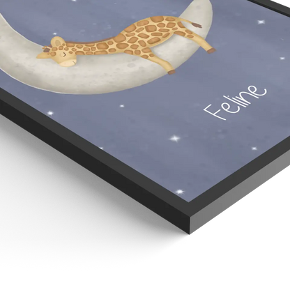 "Giraffe auf dem Halbmond" - Personalisiert
