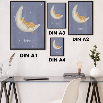 "Giraffe auf dem Halbmond" - Personalisiert